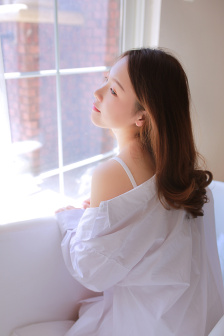 严茜子